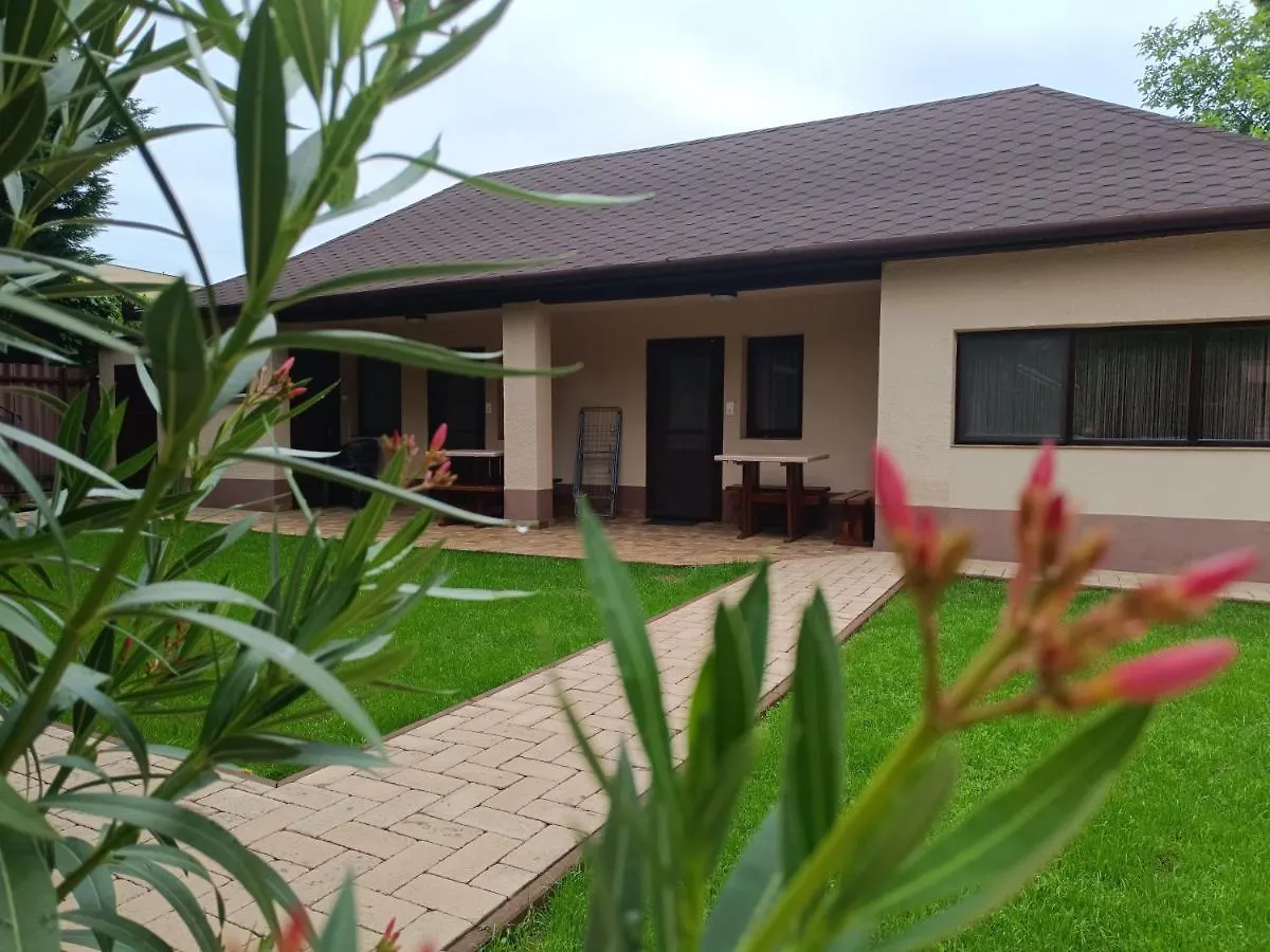 דירה Hajdúszoboszló Apampa Apartman הונגריה